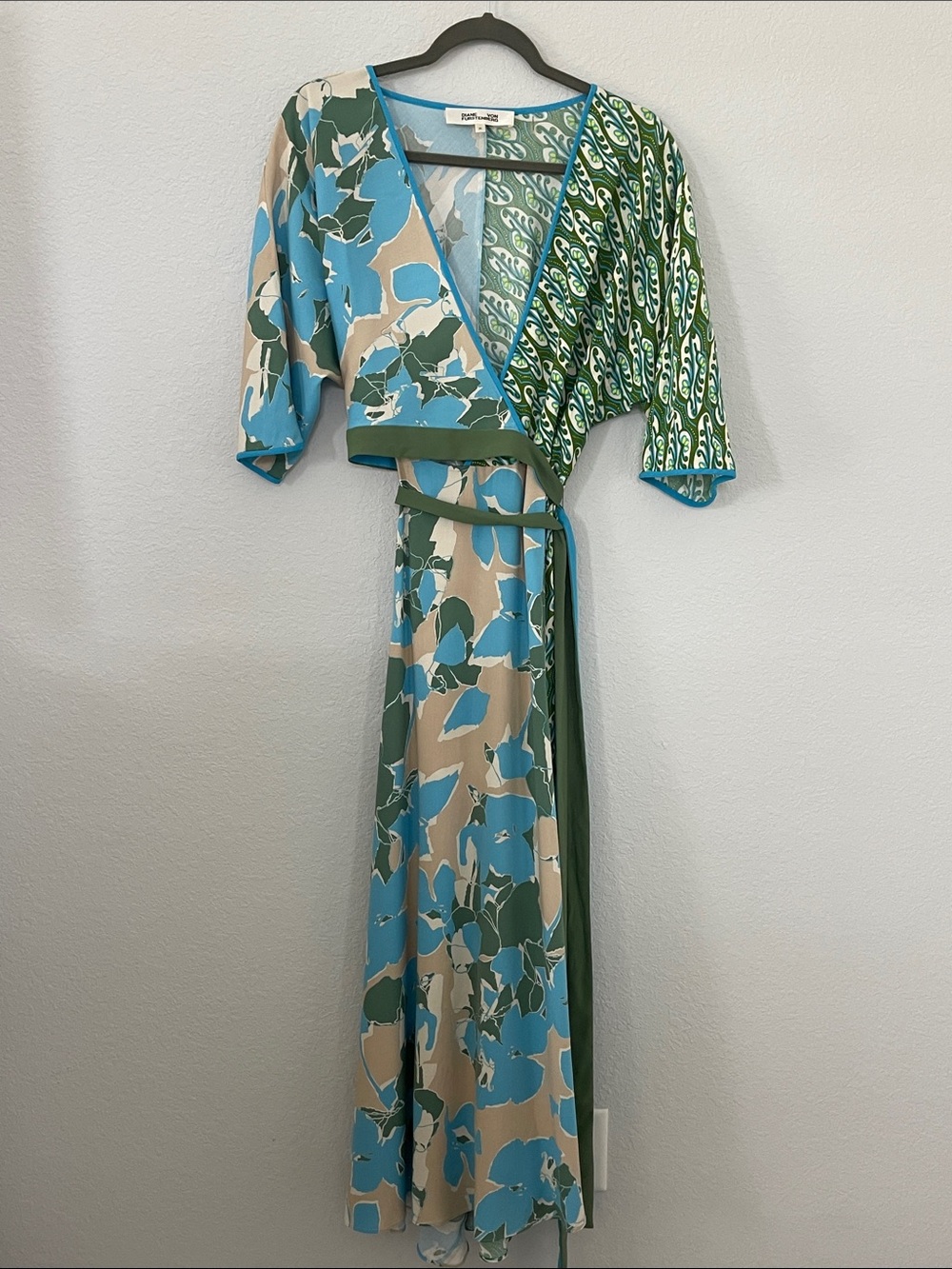 Diane Von Furstenberg DVF Mixed Print Wrap Maxi Dress M Belted